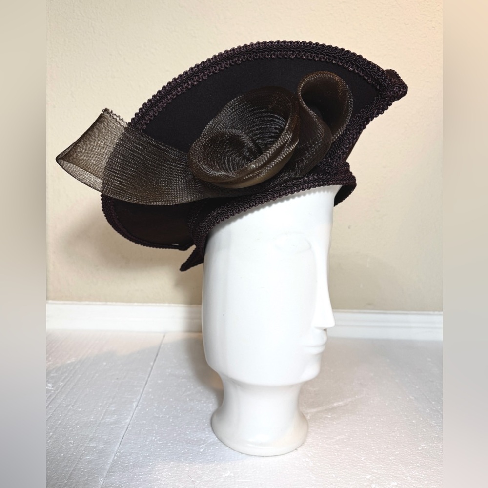 Designer’s Elegant Brown Women's 100% Wool Hat